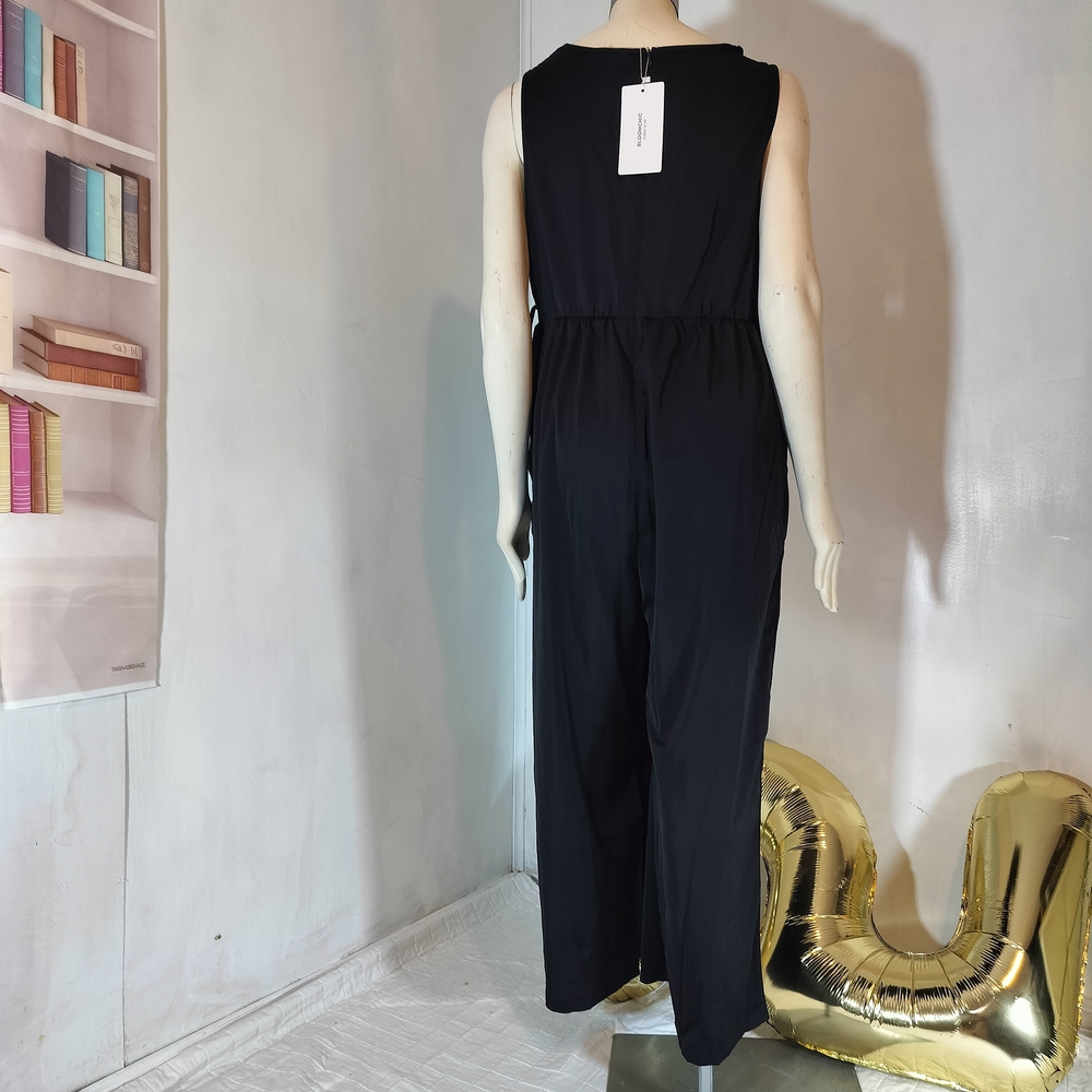 BloomChic Black Scalloped Jumpsuit - Picture 5 of 6